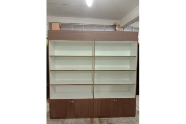 Thanh lý tủ trưng bày mỹ phẩm cũ trắng nâu M11 Thanh lý tủ trưng bày mỹ phẩm cũ trắng nâu M11