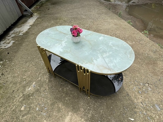 Thanh lý Bàn sofa oval chân sọc sole mặt kính ban-sofa-oval-sole-mat-kinh Thanh lý Bàn sofa oval chân sọc sole mặt kính