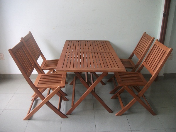 ban20go20xep20cafe20trung Có nên mua bàn ghế cũ sử dụng không?