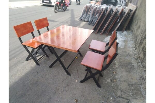 Thanh lý Bộ bàn ghế xếp quán nhậu mới giá rẻ Thanh lý Bộ bàn ghế xếp quán nhậu mới giá rẻ