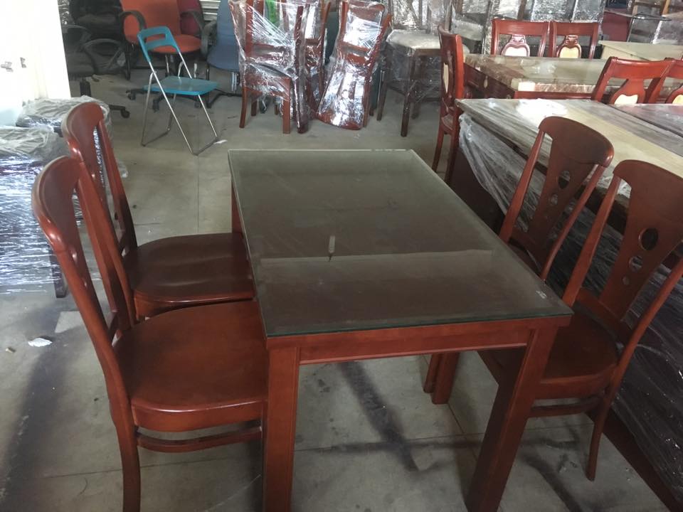 Nên thanh lý bàn ghế cũ ở đâu tốt nhất tại TP Hồ Chí Minh?