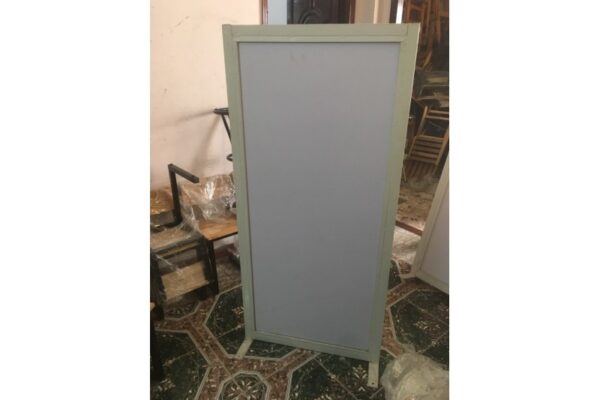 Thanh lý vách ngăn đứng màu trắng 70 x 1m6