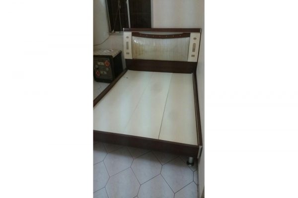 thanh lý giường gỗ tự nhiên 1m2