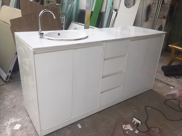 te1bba720be1babfp20cc5a920cc3b320be1bb93n202 Thanh lý Tủ bếp cũ 2m màu trắng có bồn