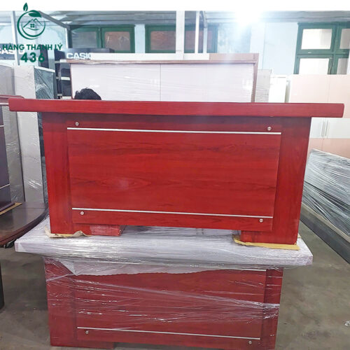 thanh ly ban giam doc 1m6x80cm ton kho 2