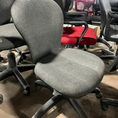 xa kho 80 ghe van phong cu 50k 200k 1