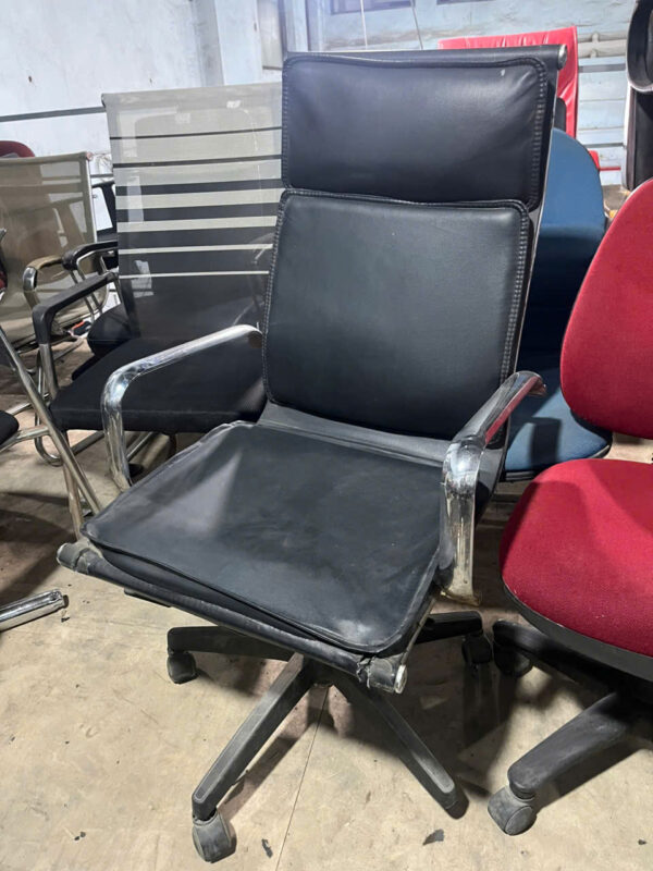 xa kho 80 ghe van phong cu 50k 200k 6