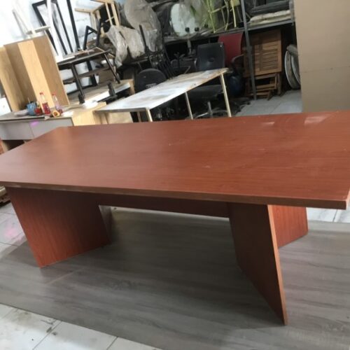 Thanh lý bàn họp MDF mặt bàn dày 2m4 x 1m2 giá xưởng