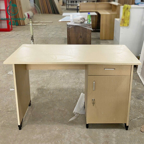 ban lam viec thanh ly (43) ban lam viec thanh ly 43