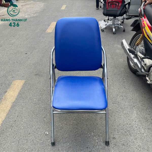 ghe xep van phong cu boc nem mau xanh 1