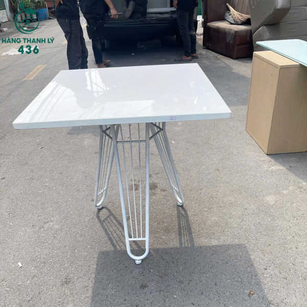 ban cafe cu mat da mau trang chan sat 2