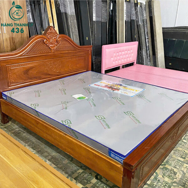 thanh ly giuong ngu go xoan dao hoang gia 1m6 moi 99 1