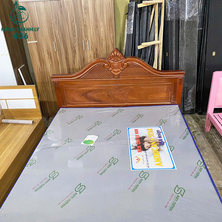 thanh ly giuong ngu go xoan dao hoang gia 1m6 moi 99 3
