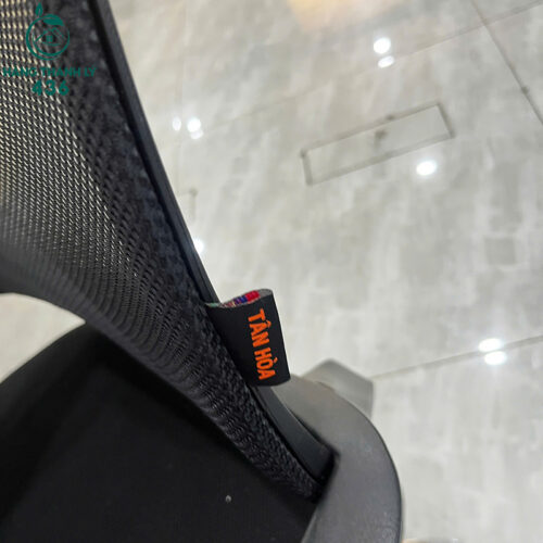 ghe-tp4-chan-xoay-lung-luoi-cu-hang-tan-hoa-3-500x500 Thanh Lý Bàn Làm Việc Chân Sắt U 2 Hộc 1M2x60CM Mới 99% (Nhiều Mẫu)