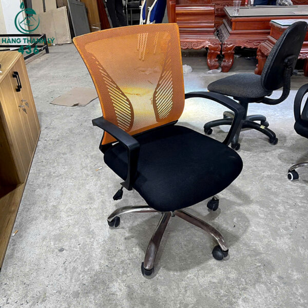 thanh ly ghe chan xoay lung luoi xanh cu gia re 2