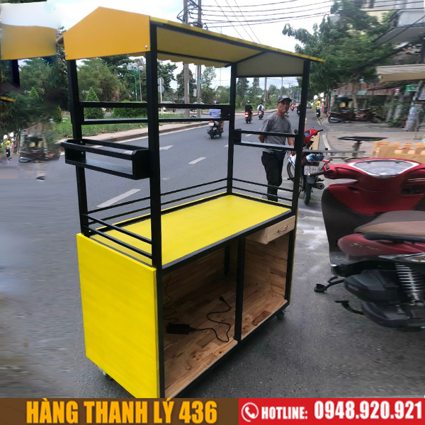 quay-tra-sua-2 Xe cafe trà sữa có mái che mới 99%