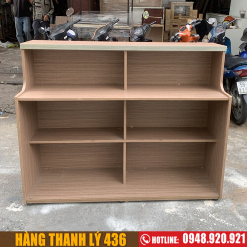 Quầy gỗ màu nâu cũ giá rẻ 3 thanh ly quay cu 9