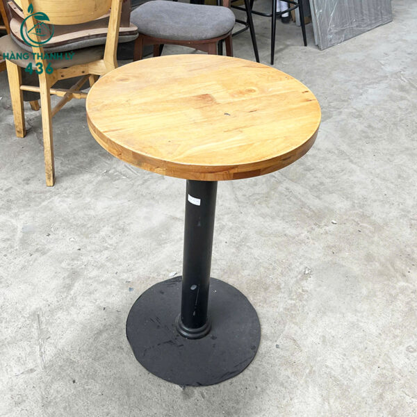 thanh ly ban cafe mat go chan sat mam tron cu 1