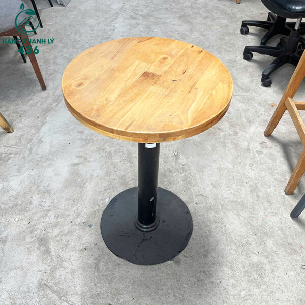 thanh ly ban cafe mat go chan sat mam tron cu 2