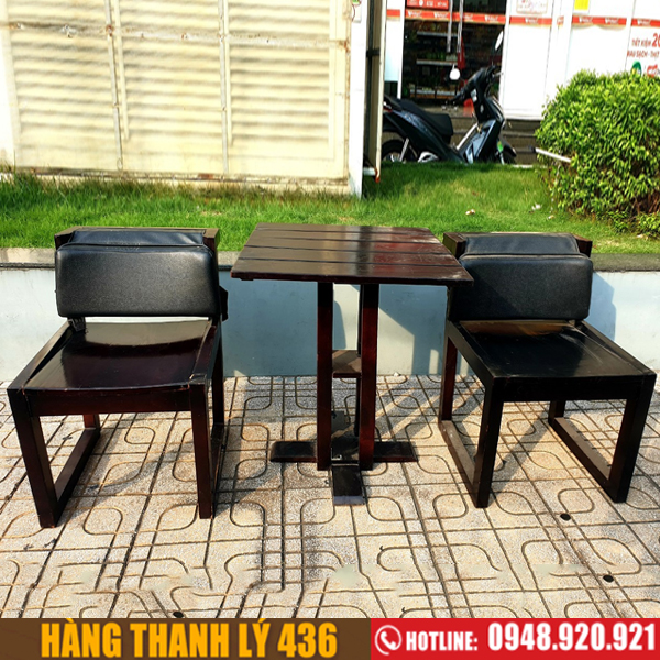 Ghế Cafe Gỗ Tựa Lưng Nệm Bọc Simili Cũ ban-ghe-cafe-cu Ghế Cafe Gỗ Tựa Lưng Nệm Bọc Simili Cũ