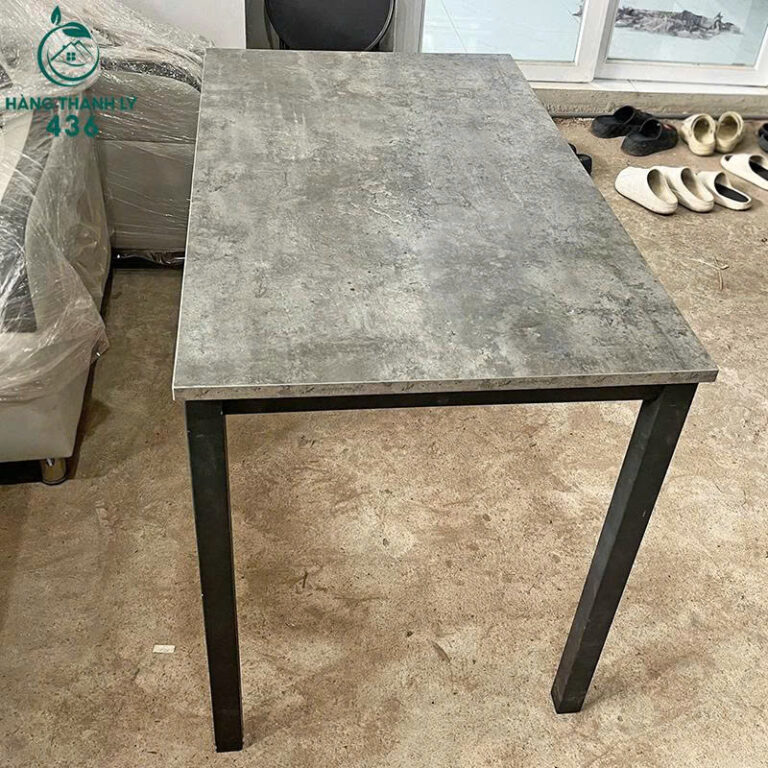 ban lam viec cu chan sat den 1mx60cm 3