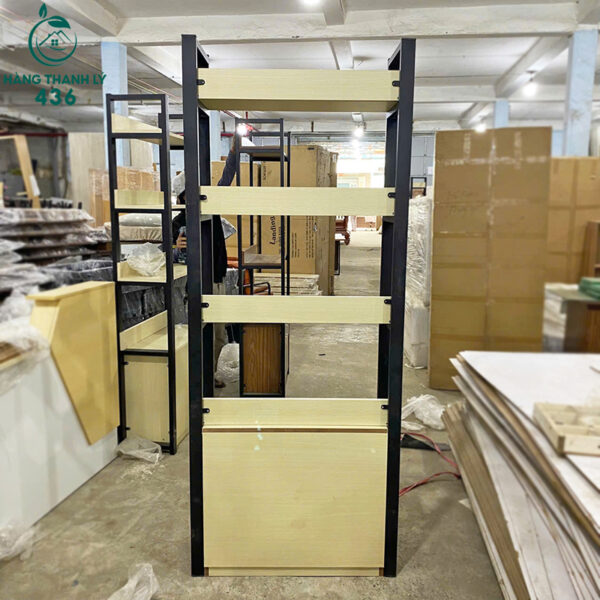 thanh ly ke trung bay khung sat 2