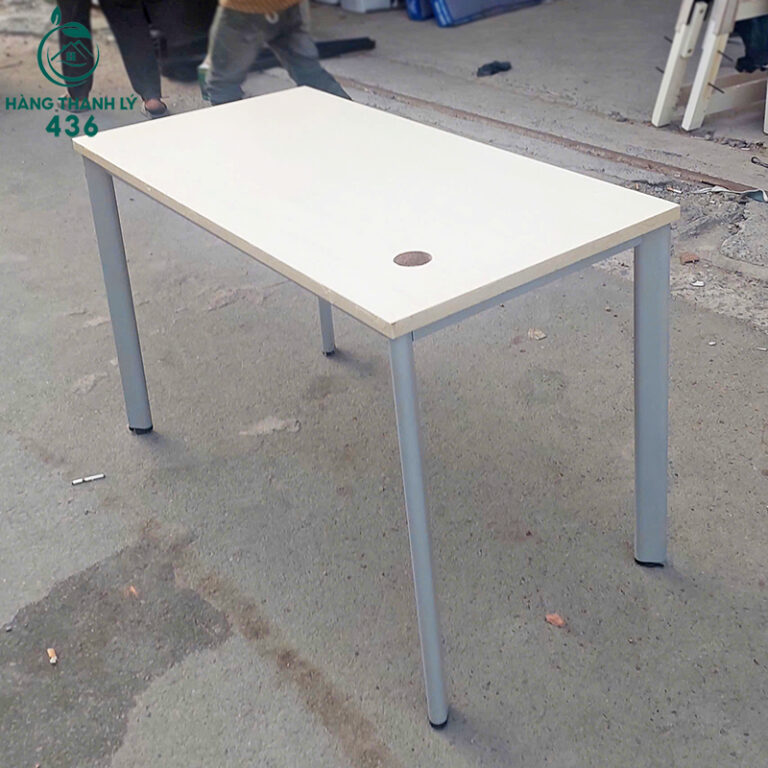 ban lam viec cu chan sat 1m2x60cm 2