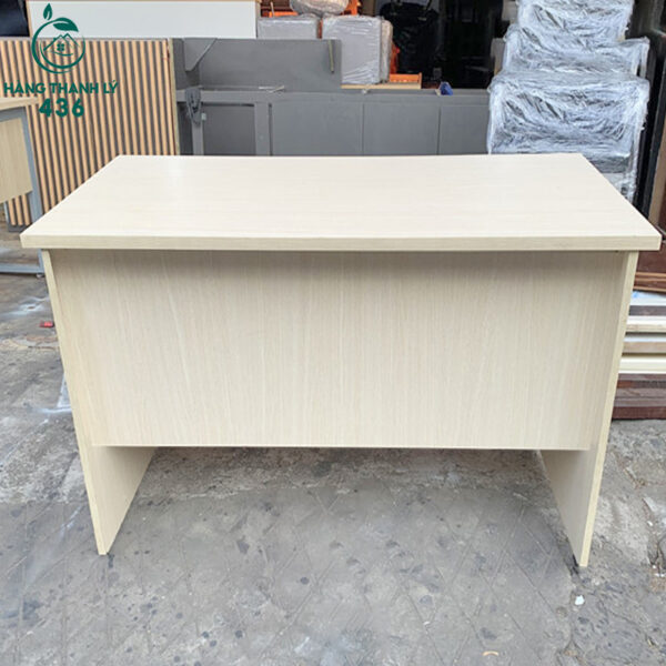 ban lam viec cu gia re 1