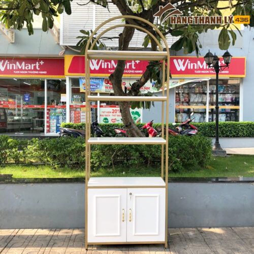 ke trung bay thanh ly 3