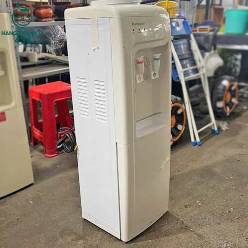 cay nuoc nong lanh kangaroo trang cu 1