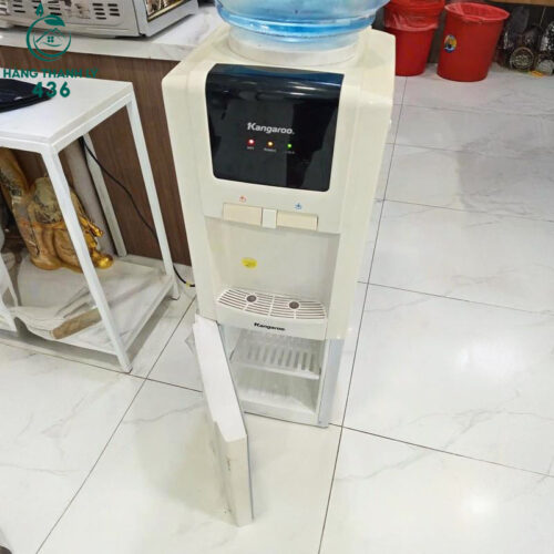 cay nuoc nong lanh kangaroo trang cu nhieu mau