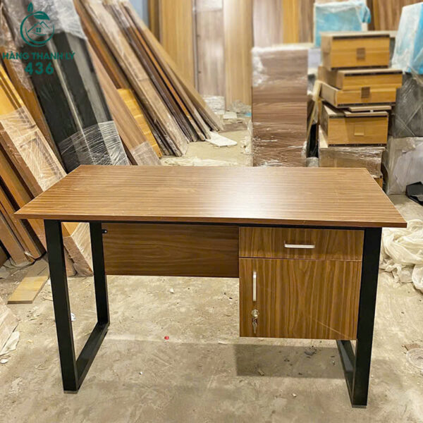 thanh ly ban lam viec chan sat u 2 hoc 1m2x60cm moi 99 2