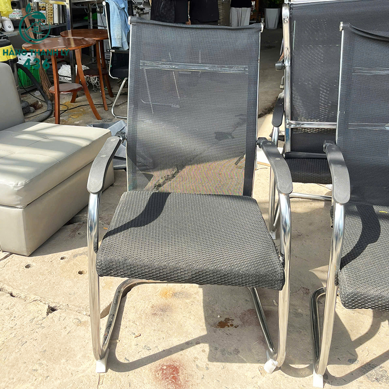 ghe-van-phong-cu-chan-quy-lung-luoi-nhieu-mau-2-2 Ghế Văn Phòng Cũ Chân Quỳ Lưng Lưới (Nhiều Mẫu)