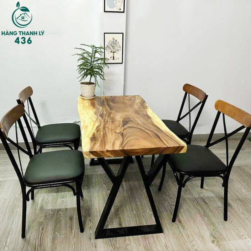 ban-ghe-quan-an-7-800x800 Thanh Lý Bộ Bàn Ăn Gỗ 4 Ghế Chữ X Mới 99%