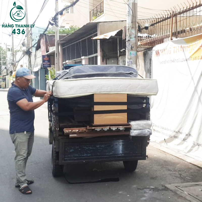 Những Hình Ảnh Giao Hàng Nội Thất Cũ Đầu Tháng 8 z5697322992439_340654bf4a013929106830fc924cec36-copy Những Hình Ảnh Giao Hàng Nội Thất Cũ Đầu Tháng 8