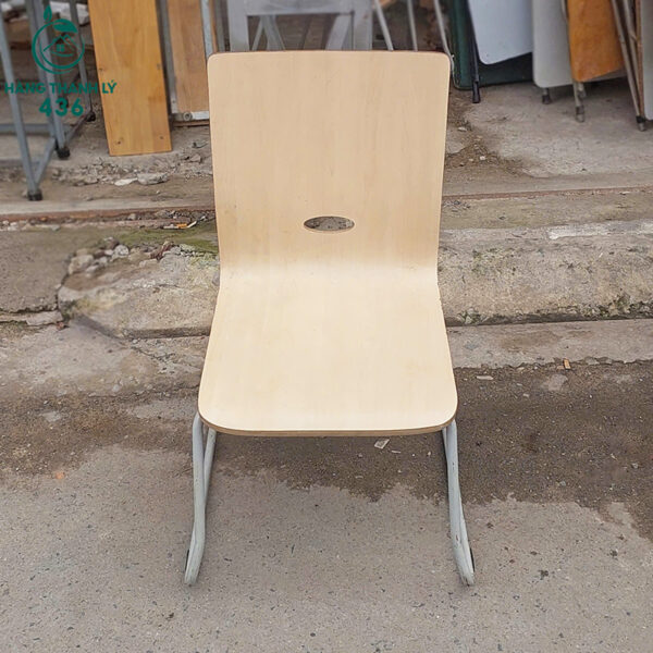 ghe tua lung go chan sat cu gia re 2