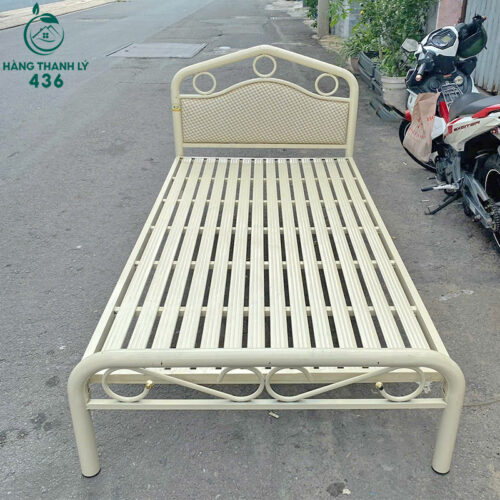 Giường Sắt Đơn 1M Cũ Giá Rẻ 3 giuong sat cu gia re