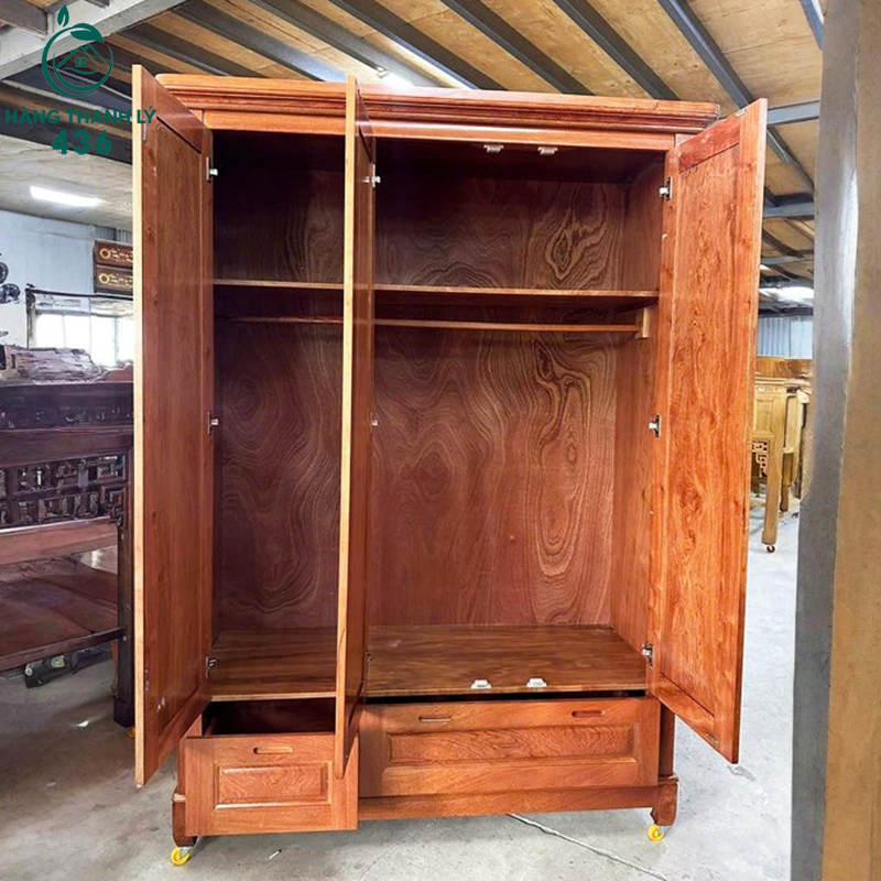 Tủ Quần Áo 3 Cánh Gỗ Hương Đá Cao Cấp Mới 99% tu-quan-ao-3-canh-go-huong-da-cao-cap-moi-99-1 Tủ Quần Áo 3 Cánh Gỗ Hương Đá Cao Cấp Mới 99%