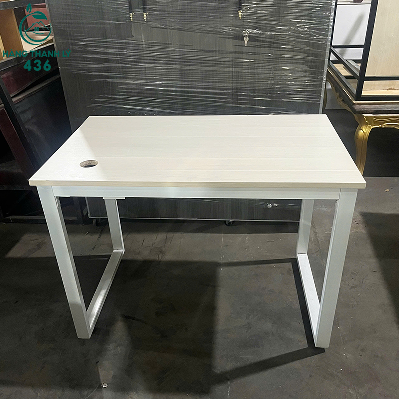 Bàn Làm Việc 1M Chân U Đơn Giản Cũ (Nhiều Mẫu) ban-lam-viec-1m-chan-u-don-gian-cu-nhieu-mau-3 Bàn Làm Việc 1M Chân U Đơn Giản Cũ (Nhiều Mẫu)