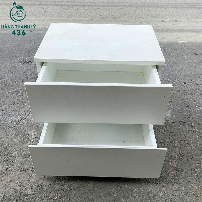 ban-trang-diem-cu-6 Tab Gỗ Đầu Giường 2 Ngăn Màu Trắng Cũ