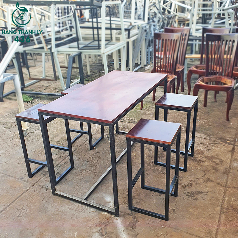 Bộ Bàn Ăn 4 Ghế Đẩu Chân Sắt Mặt Gỗ Cũ bo-ban-ghe-cafe-cu-13 Bộ Bàn Ăn 4 Ghế Đẩu Chân Sắt Mặt Gỗ Cũ