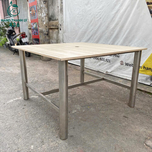 Bàn Làm Việc 1M2X1M2 Cũ Chân Inox Bền Bỉ 4 ban lam viec cu 23