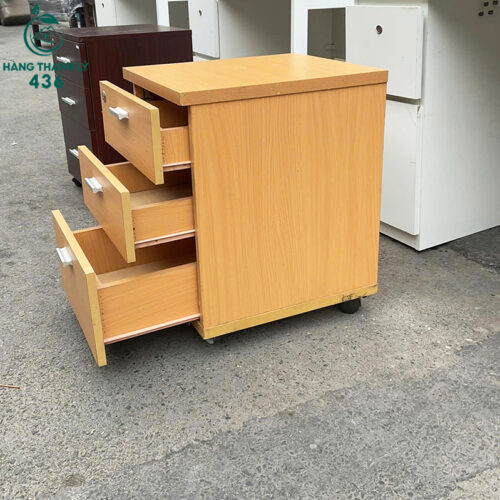 tu cabin 3 ngan co banh xe linh hoat cu 1