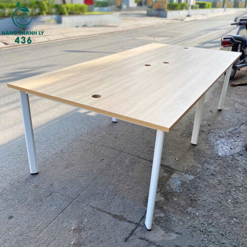 Bàn Họp 2M4x1M2 Đơn Giản Chân Sắt Độc Lập Cũ 4 ban hop 2