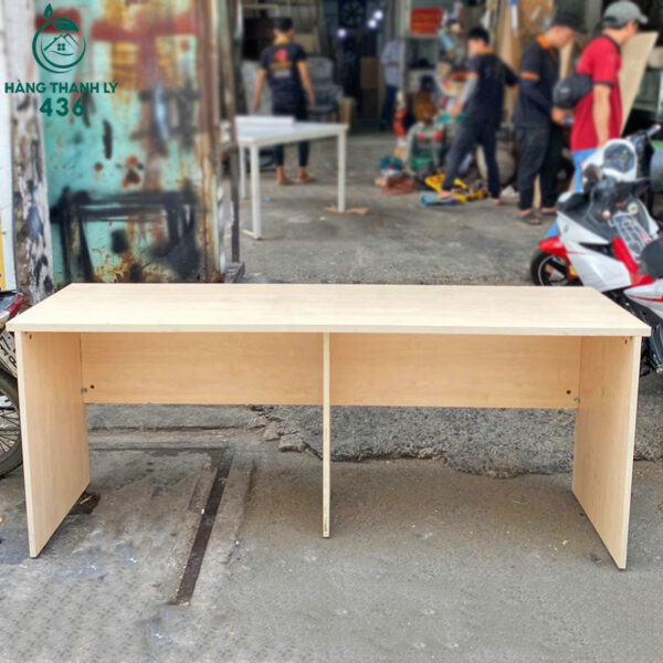 ban lam viec cu 51 1