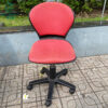 Ghế Xoay Lưng Cong Đệm Vải Màu Đỏ Cũ 1 ghe van phong cu 48