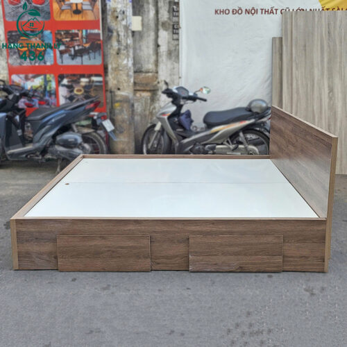 Giường Gỗ 1M6x2M Cũ Màu Nâu Hiện Đại 4 giuong cu 26