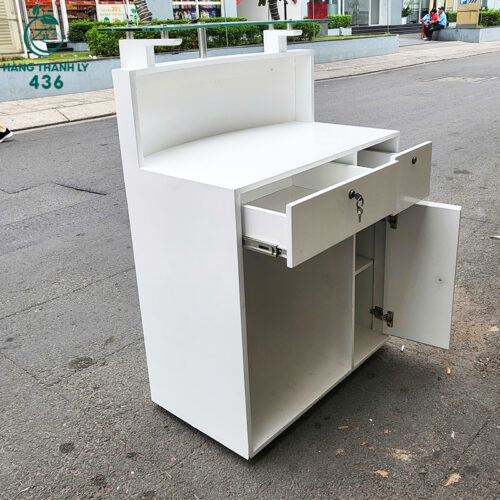 Quầy Tính Tiền 80CMx1M2 Cũ Màu Trắng Mặt Kính Đẹp 4 quay cu 5 1