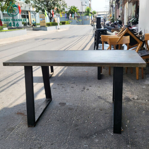 Bàn Chân Sắt Mặt Bê Tông 1M4 Cũ Giá Rẻ 3 ban ghe cafe cu 65