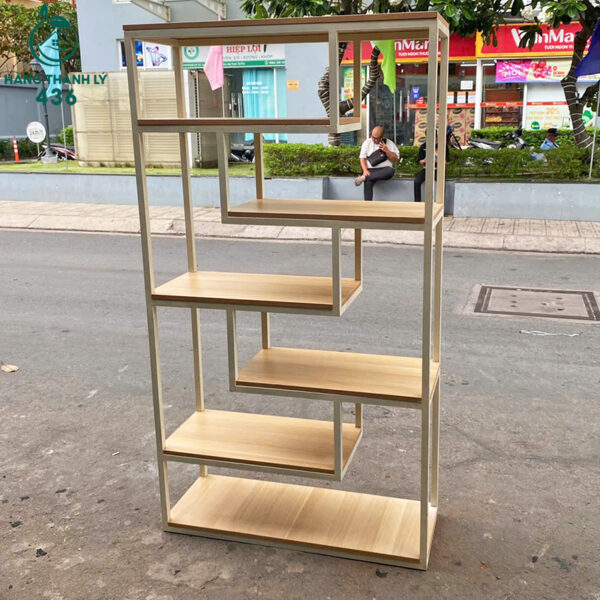 ke trung bay cu (4) ke trung bay cu 4